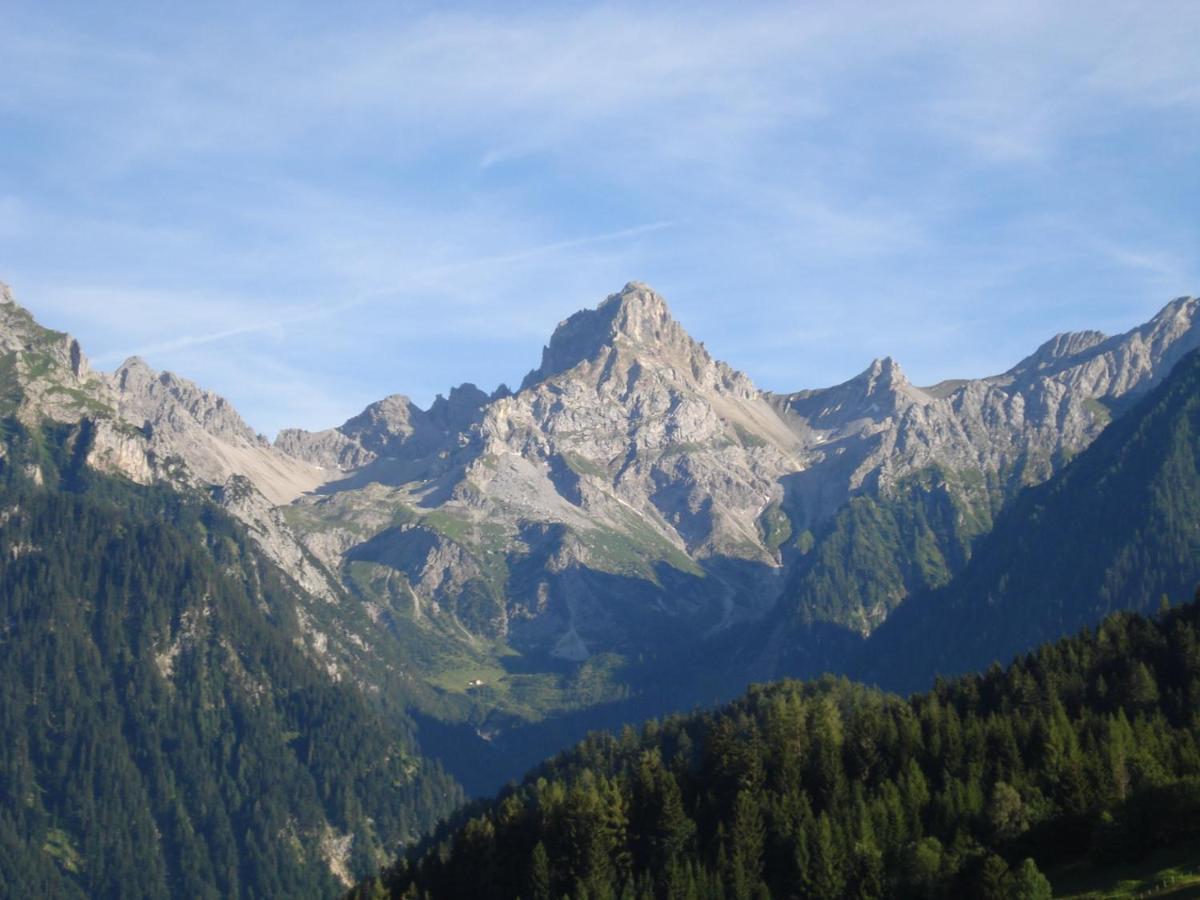 Villa Haus Mondspitze Bürserberg Esterno foto